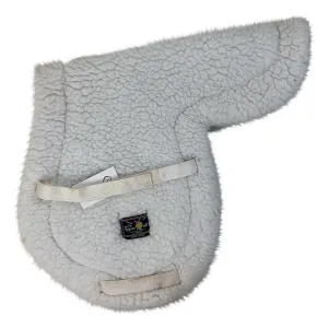 Toklat Medallion 'SuperQuilt' Saddle Pad in White - 15"-16"